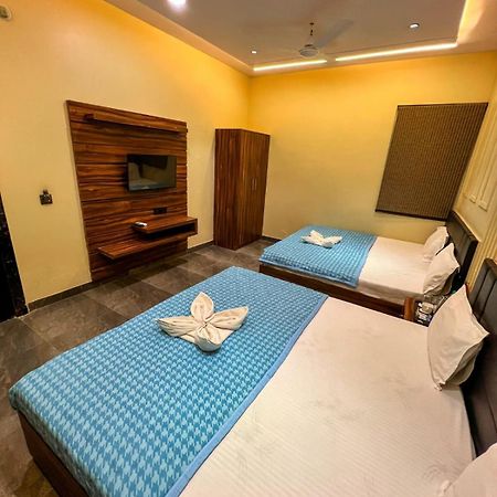 Gsm Hotel Vrindāvan المظهر الخارجي الصورة